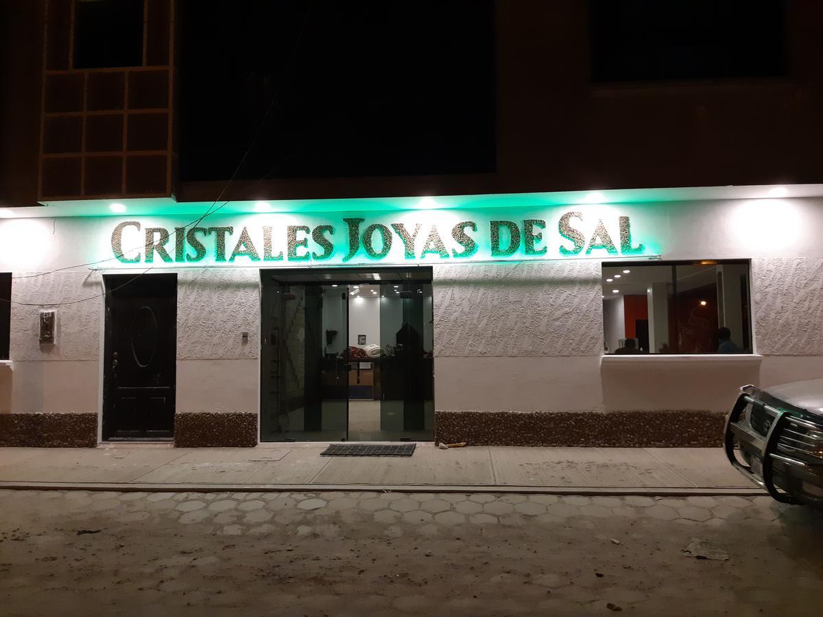 Hotel Cristales De Sal Uyuni Exteriör bild